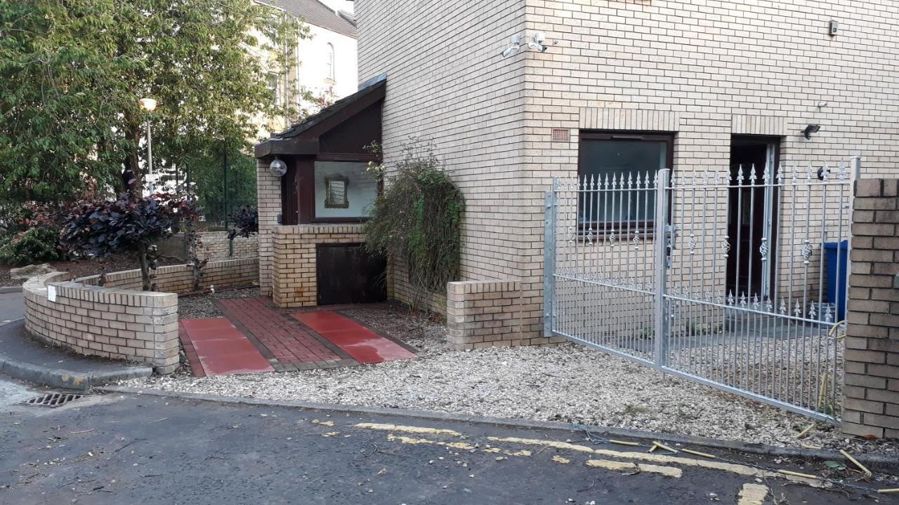 Bright City Centre House - Private Garden & Parking! Villa Glasgow Exterior foto